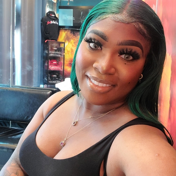 Meet your Posher, Sherieka - Picture 6 of 7